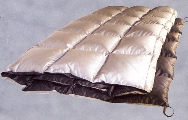 Western Mountaineering Cloud 9 Comforter King 3 Western Mountaineering Cloud 9 Comforter King
